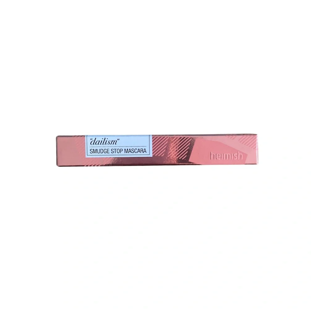 NWT DAILISM SMUDGE STOP MASCARA